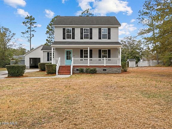 2nd image of 216 Foxcroft Road