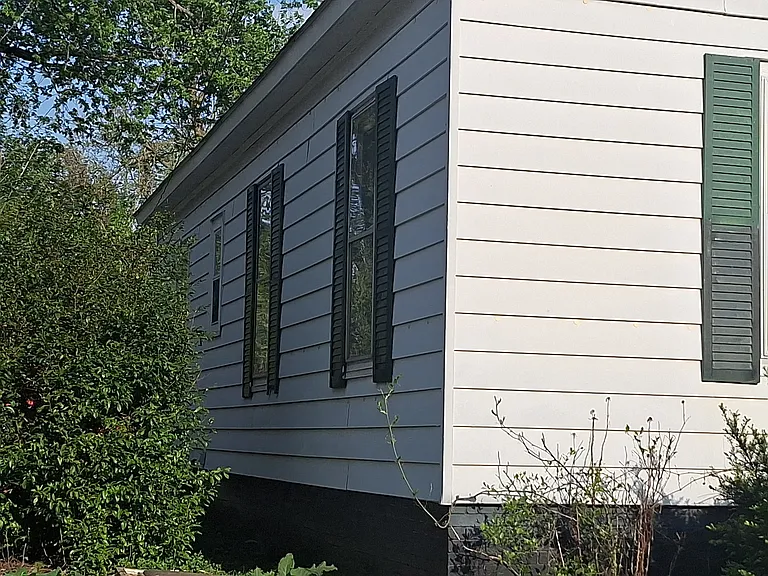 417 Anderson St — Photo 4