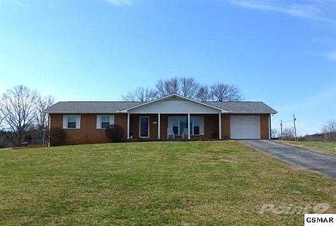 3rd image of 1679 Brookview Dr
