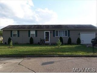 5th image of 26 Poplar St