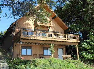 111 Lakeview Dr, Walkerton, IN