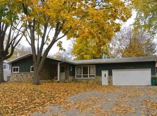 5205 Glen Rd, Mc Farland, WI 53558