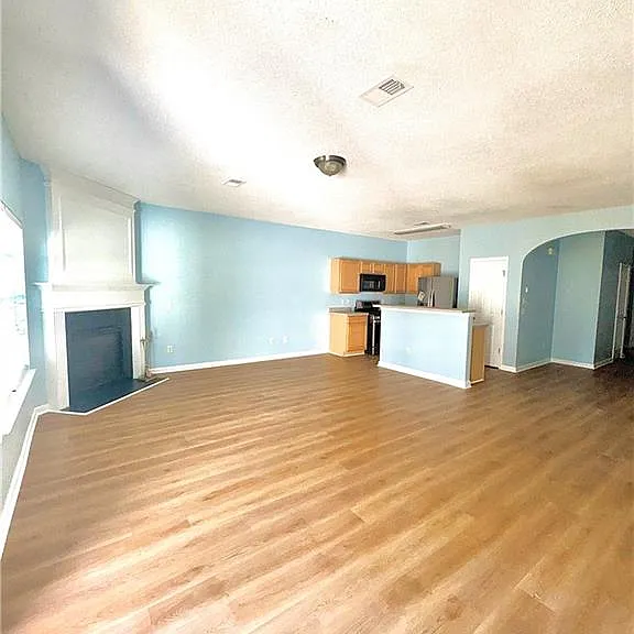 3871 Pleasant Oaks Dr — Photo 15