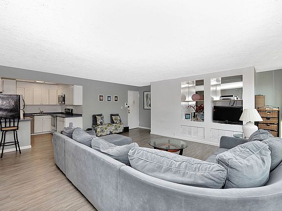 3rd image of 162-11 9th Ave #4D