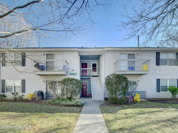 130 Applegate Lane #130, East Brunswick, NJ 08816