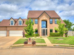 7816 E Broadway St, Broken Arrow, OK 74014