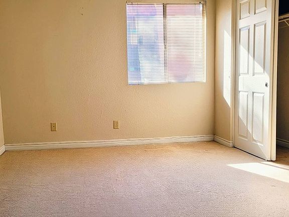 3rd image of 5251 Indian River Dr