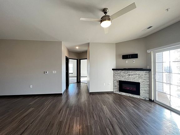 5th image of 2869 Spring Rose Cir #210