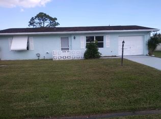 643 SE Clifton Ln, Pt Saint Lucie, FL 34983