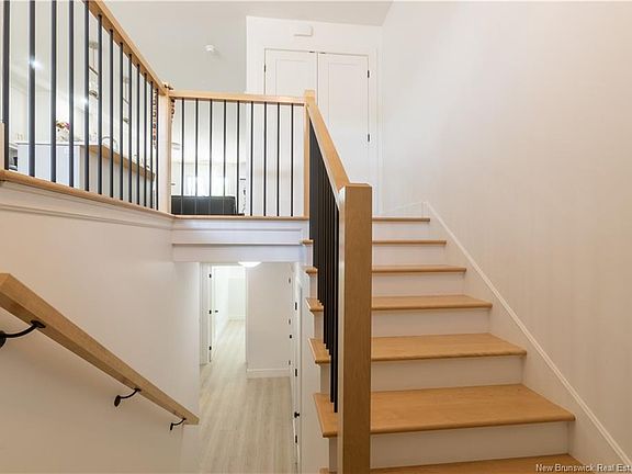 3rd image of 30 Beau Domaine Ct