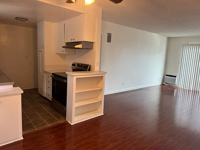2254 Mira Vista Ave #19 — Photo 7