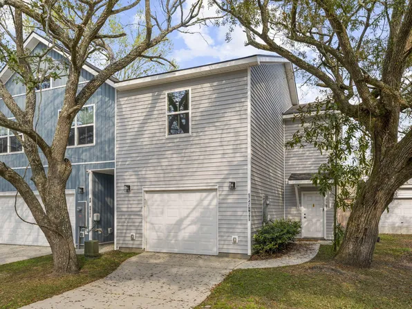 5742 Salvo St #1, Hanahan, SC 29410