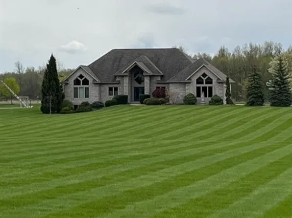1604 Buckskin Rd, Hicksville, OH 43526