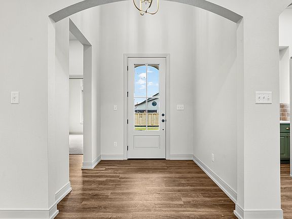 4th image of 3627 119th St