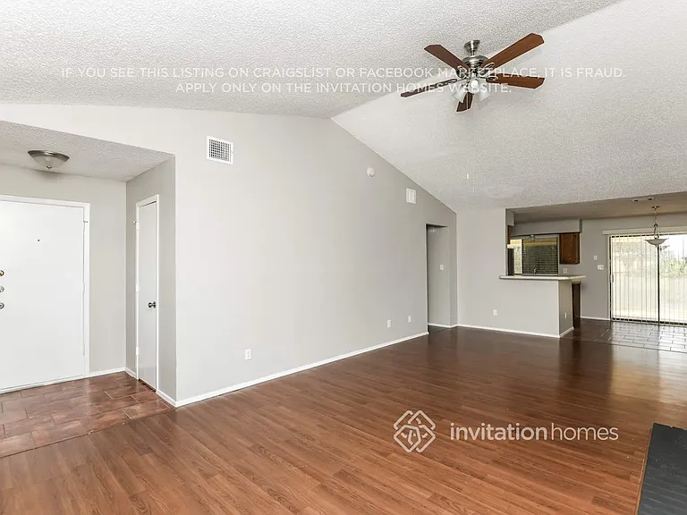 4346 Winchester Ct — Photo 3