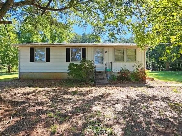 177 Oak Grove Rd, Keeling, VA 24566