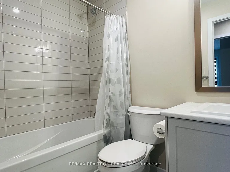 9 Summit Cres — Photo 19