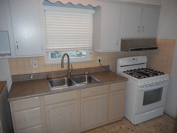 4th image of 7808 Michael Dr