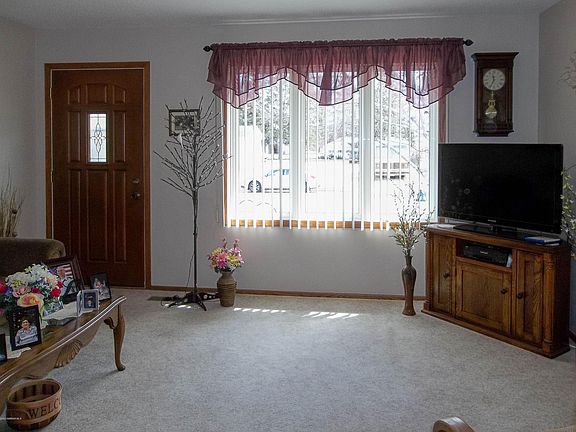 5th image of 1203 Arnold Ave N