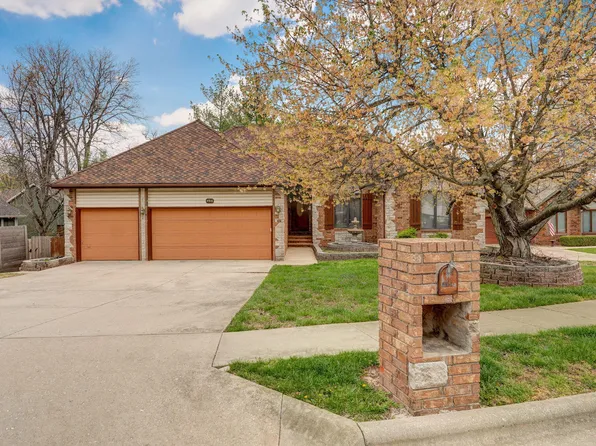 4916 S Buckingham Lane, Springfield, MO 65810