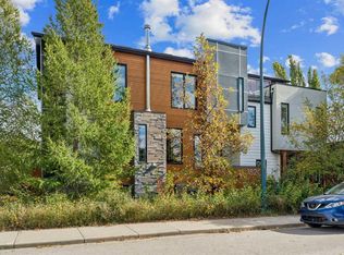 1820 S 4th St NE, Calgary, AB T2E7X7