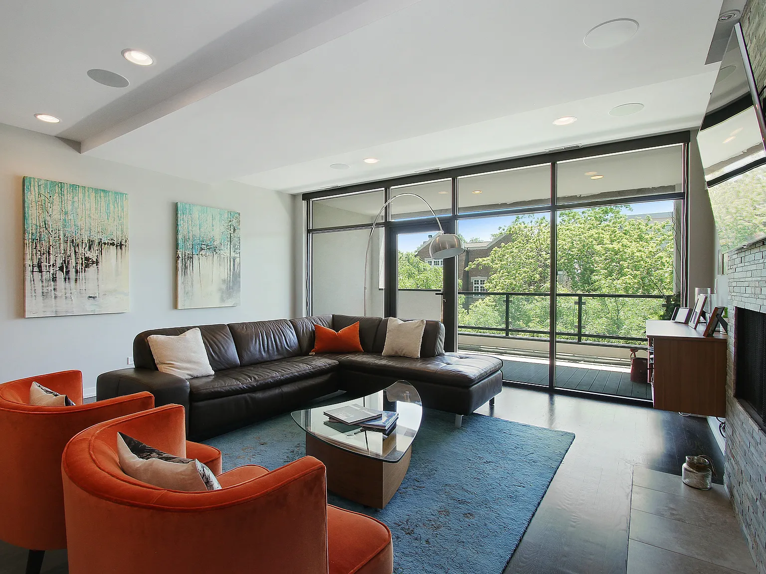 3 bed, 2000 sqft, $6,250 — Photo 4