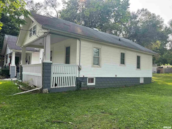 1509 NE Perry Ave, Peoria, IL 61603