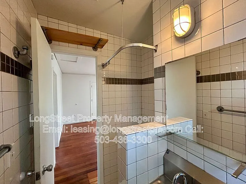 2 bed, 1.0 bath, 550 sqft, $1,395 — Photo 4