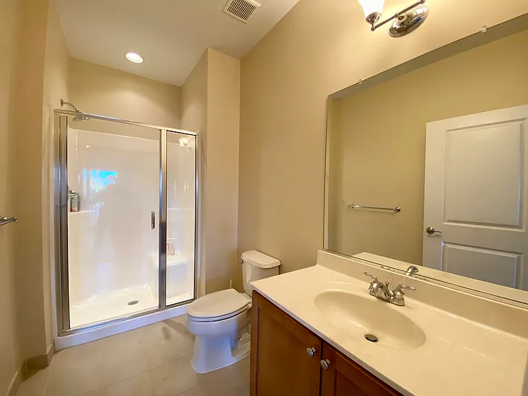 1041 Bolling Ave — Photo 10