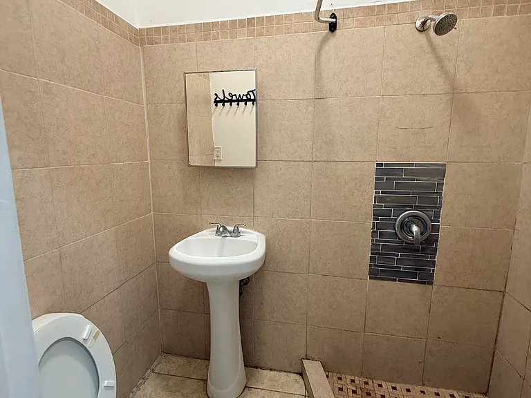 SW 282nd St — Photo 3