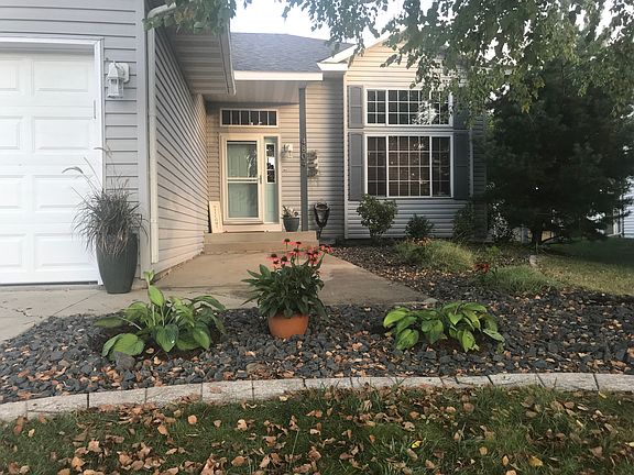 Front Exterior & Entrance