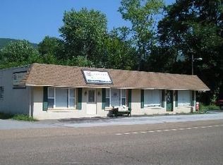 10327 Arnat Dr, Soddy Daisy, TN 37379