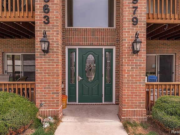 2nd image of 45963 Tallgrass Ct #1