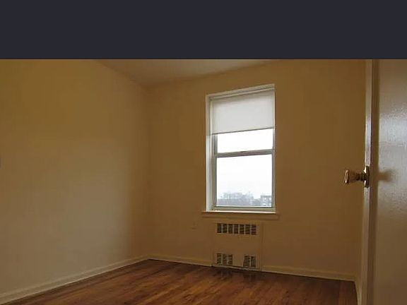5th image of 29 Murdock Ct APT 6H