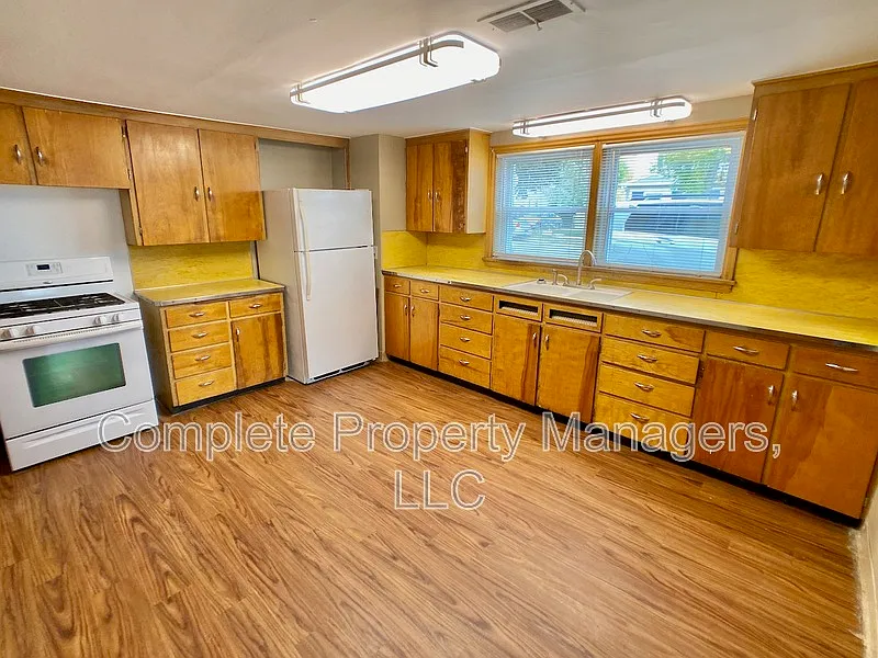 1 bed, 1.0 bath, 750 sqft, $825 — Photo 3
