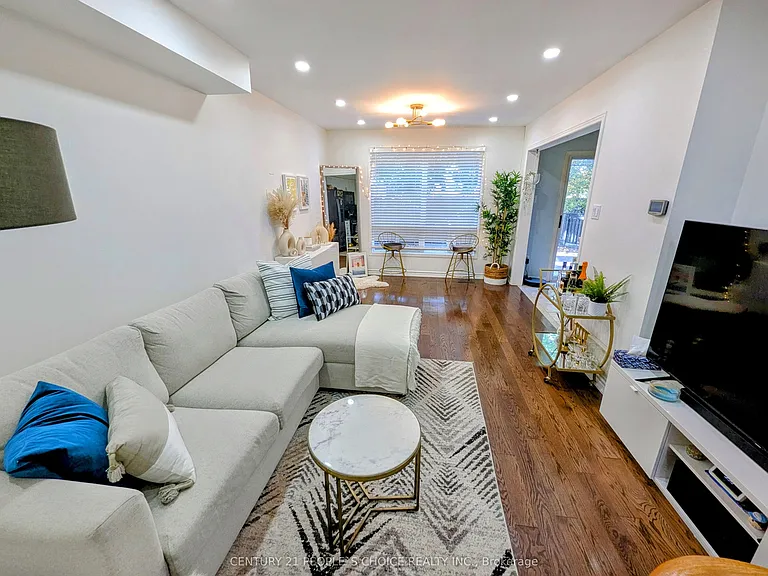 4486 Virtue Ct — Photo 2