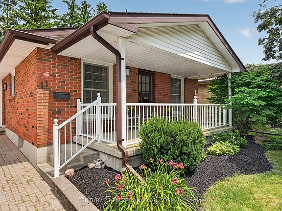 3rd image of 11 Cornell Cres