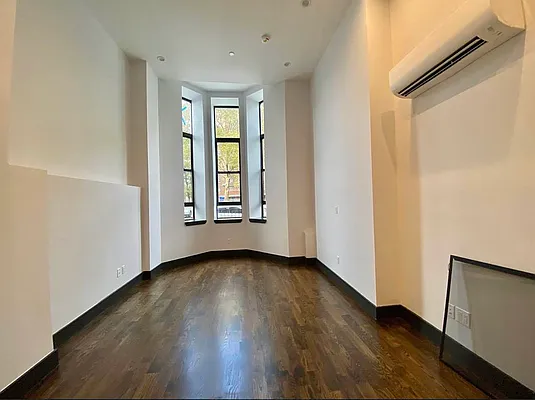 Rented by Doorway NYC, LLC | media 2