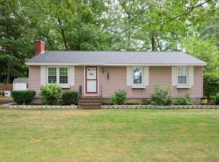 50 Willis Lake Dr, Sudbury, MA 01776