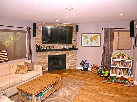 5th image of 772 Masterson Dr