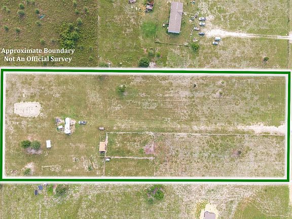2nd image of 4541 Central Rd