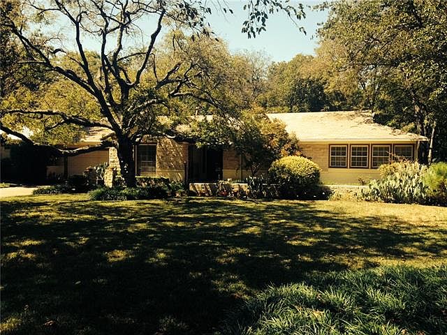 1st image of 8423 Forest Hills Blvd