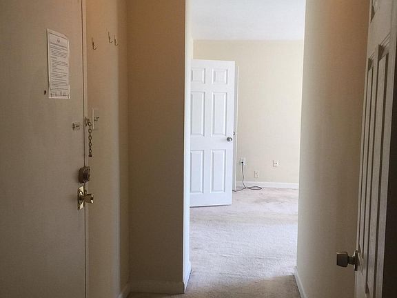 5th image of 1111 Arlington Blvd APT 848