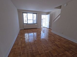 64-15 192nd St #E, Fresh Meadows, NY 11365