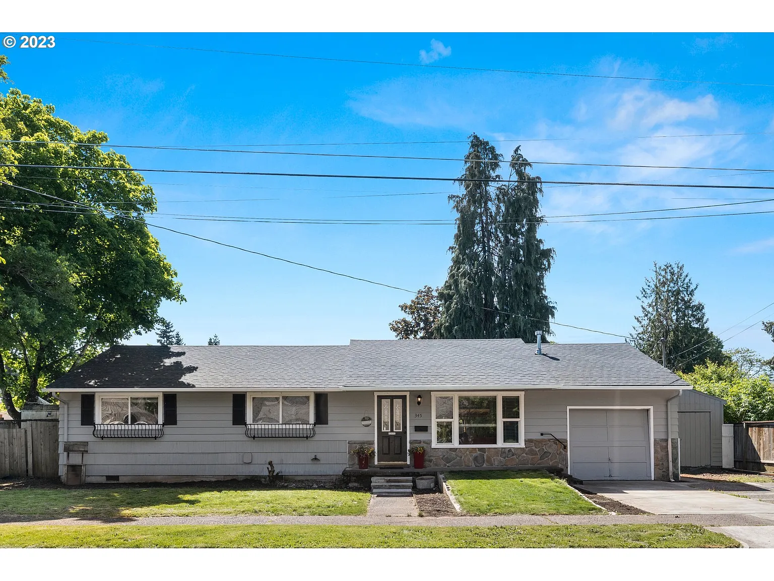 345 W Hereford St photo 1