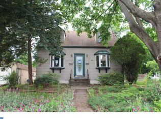 325 Engard Ave, Pennsauken, NJ 08110