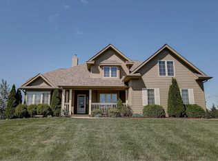 W347S9169 Jordan Trl, Eagle, WI 53119