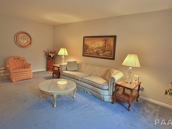 5th image of 302 E Tripp Ave