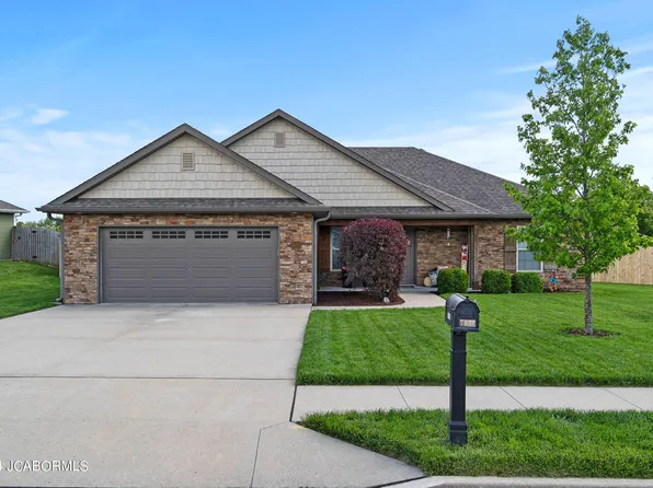 7650 W Golden Willow Dr, Columbia, MO 65202