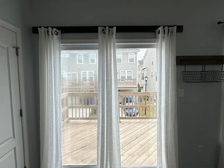 4976 Almandine Ave — Photo 8